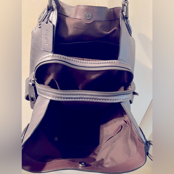 COACH Authentic Leather Bag (Like New) - Picture 4 of 4